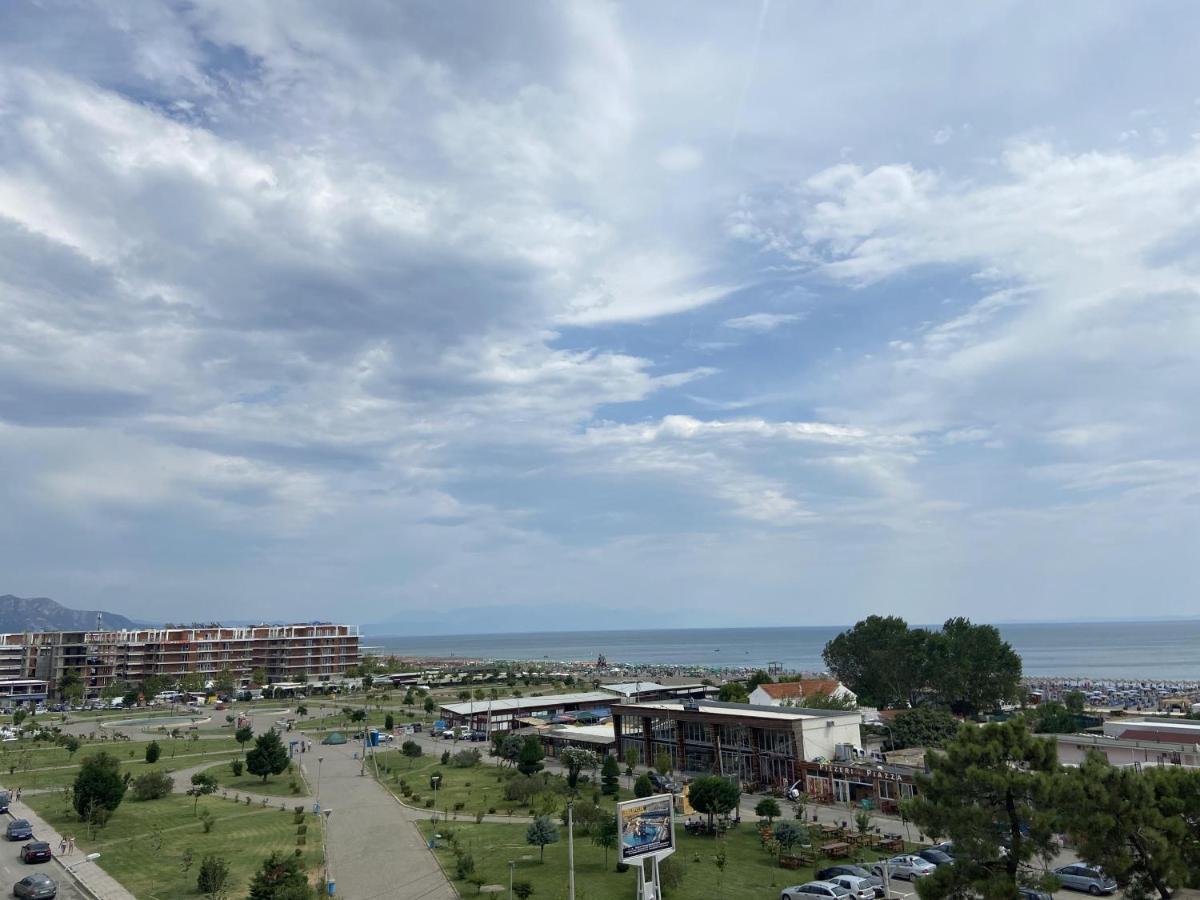 Center Park Hotel Velipoje Bagian luar foto
